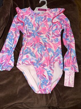 Tommy Bahama Pink & Blue Floral One-Piece Swimsuit
Size 6 NWT